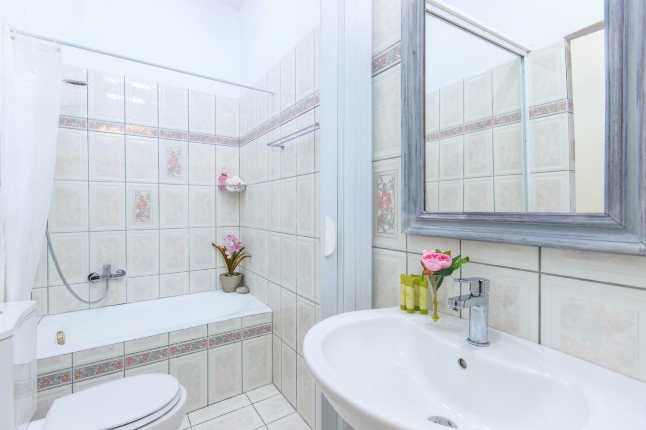 Agora Apartment Liménas Eksteriør bilde